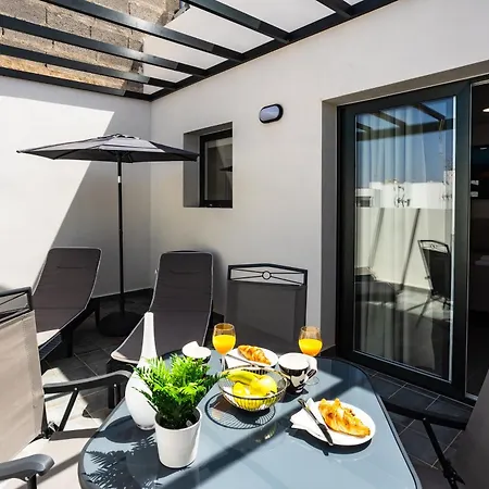 Eslanzarote Aptos Mozaga By Corujo أرّاثيفي